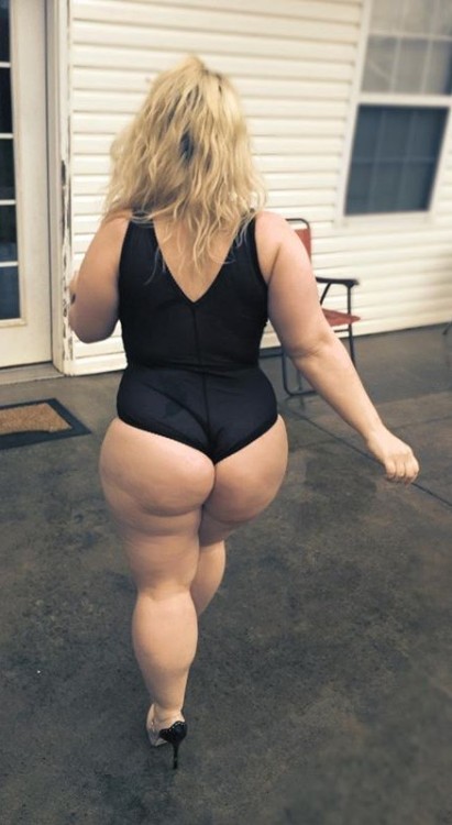 bigbuttsthickhipsnthighs - Thick bunny