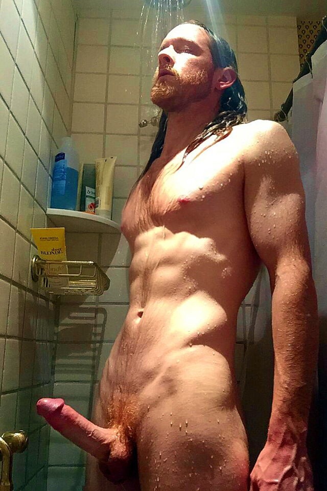 gingerobsession:
“Wet ginger god. What a sturdy ginger erection. FUCK!
”