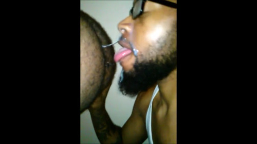 nuttworthy - thaheatthaheat - Nut on my face then let me eat that...