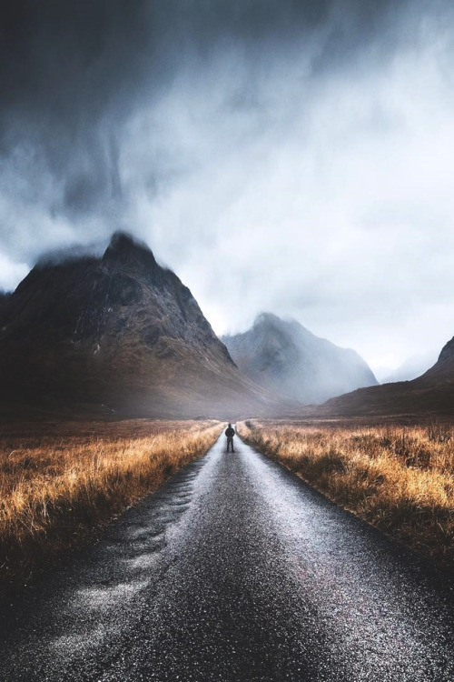 lsleofskye:Those roads that make you stop the car |...