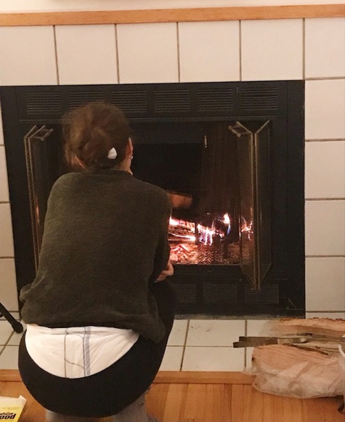 bbabybbear:Was caught warming up by the fire 