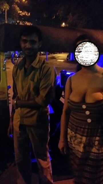 vickynikita - Showing such a big booba to autowala in midnight..he...