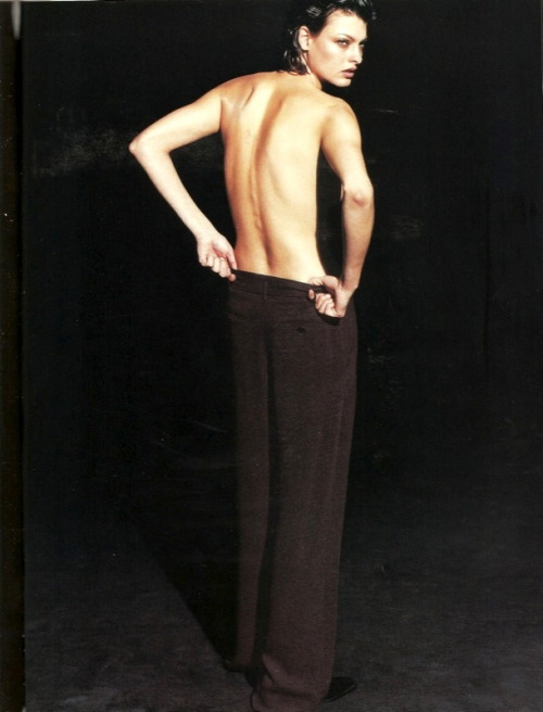 roguetraders:linda evangelista by peter lindbergh for donna...