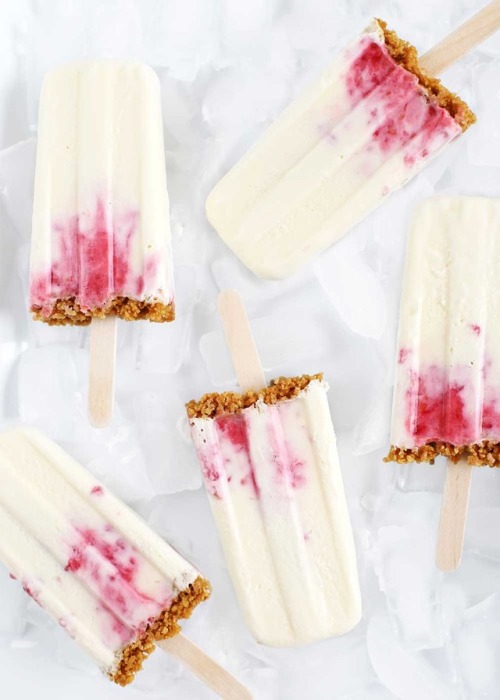 guardians-of-the-food - Italian Raspberry Cheesecake Popsicles
