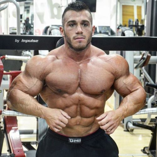 submit2muscle - musclehotguys - Giwrgos MatrakosRoided to the...