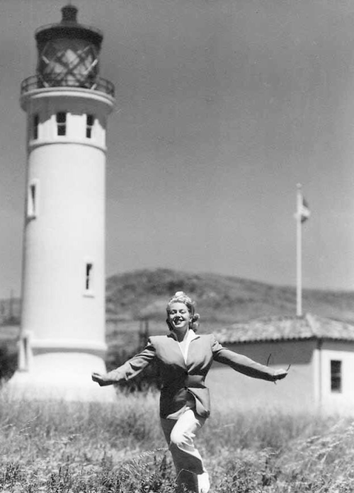 wehadfacesthen - Lana Turner, 1941 at Point Vicente lighthouse,...