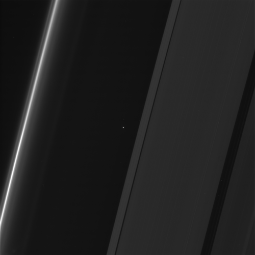 photos-of-space - Earth and Moon between the Rings of Saturn...