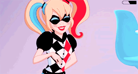 harleyquinnsquad - Out of my way! Celebrity coming through!