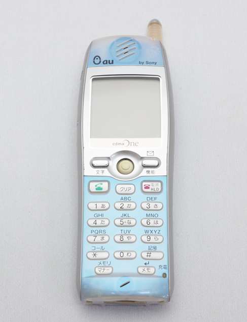 107steps:Japanese cell phones from the early 2000s (pt 2)