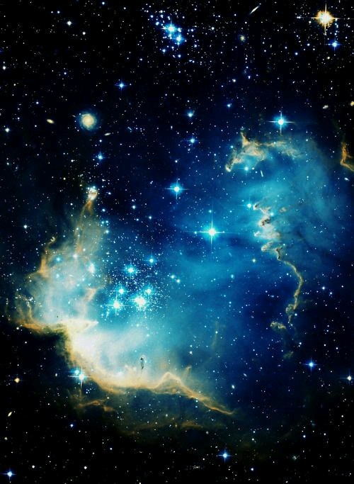 newssciencedaily - NGC 602 is a young, bright open cluster of...