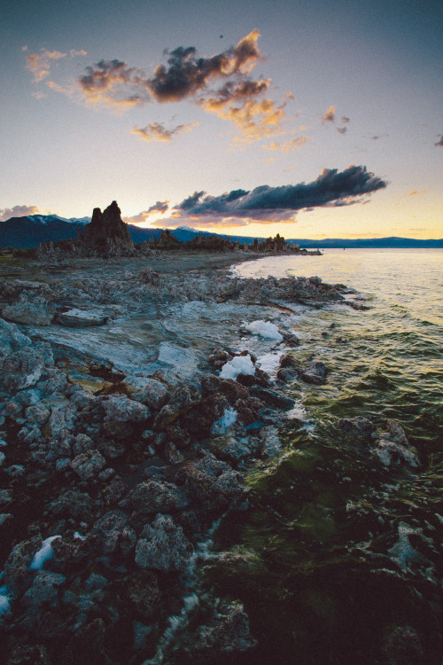 karl-shakur:Mono Lake ▪️ Karl-Shakur  ▪️ Instagram