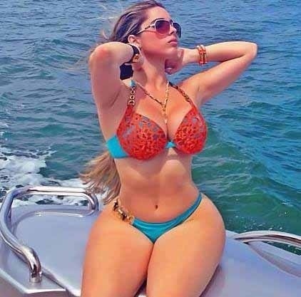 thecurvygirls1 - Insane curves almost should be illegal. Kathy...