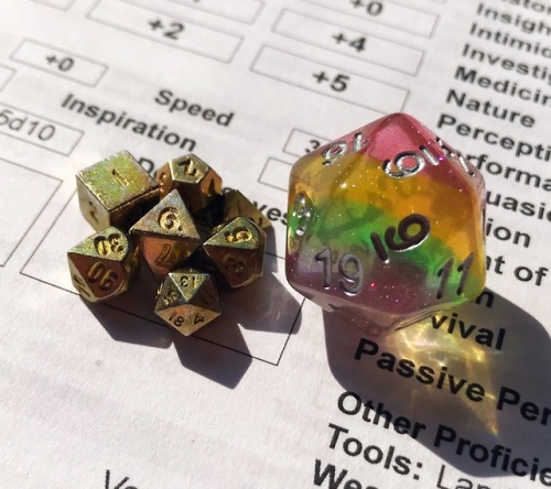 battlecrazed-axe-mage - Look how teeny and cute!! These dice...