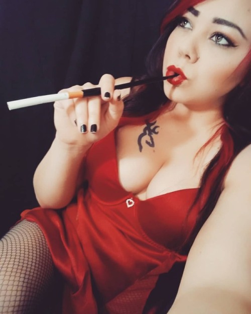 ohhmymegann - I may be new to Tumblr, but not to the smoking...