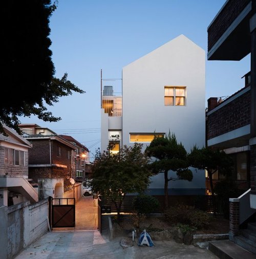 architorturedsouls - Seongsan-dong Mix-use / A Round Architectsph - ...