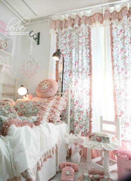 lolita-wardrobe - Bedrooms for Lolita Girls-