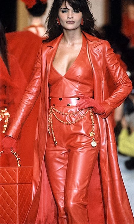 designerleather:Helena Christensen - Chanel Fall 1992