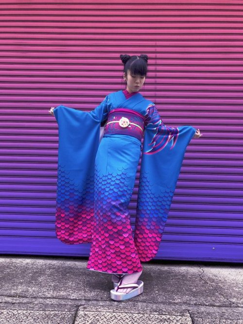 tanuki-kimono - Damn this “Winter mermaid” furisode by Iroca is...