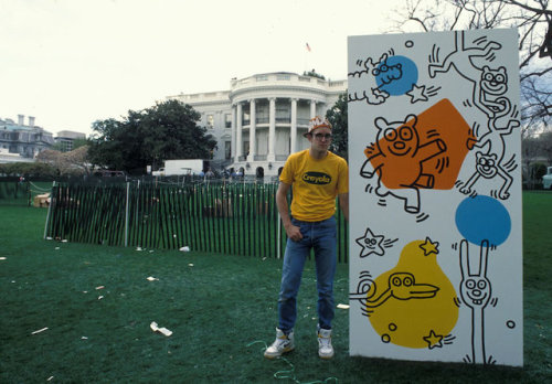 tomakeyounervous - Easter at the White House (1988)Keith Haring...