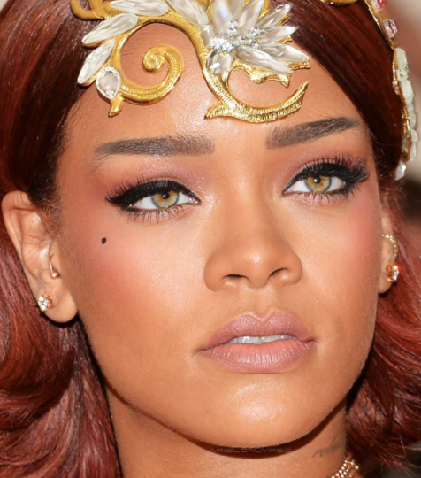 glowdetails:the many faces of the queen, rihanna