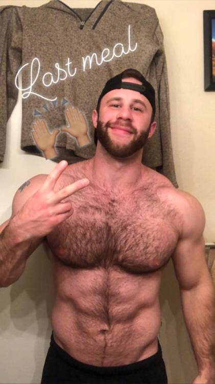 thick-sexy-muscle - Bearded, Furry, Bathroom Muscle Stud Zach