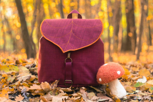 littlealienproducts - Waterproof Vegan Backpack’s by Leafling...