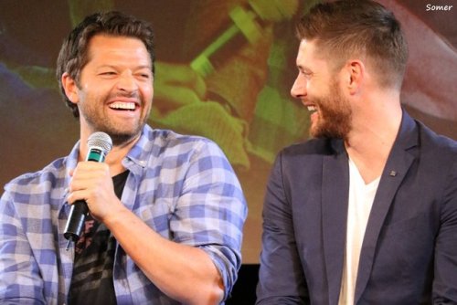 casblackfeathers - Jensen and Misha making each other laugh |...