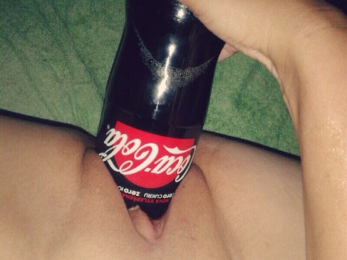 wildpussygirl - Big Cola Bottle Fuck