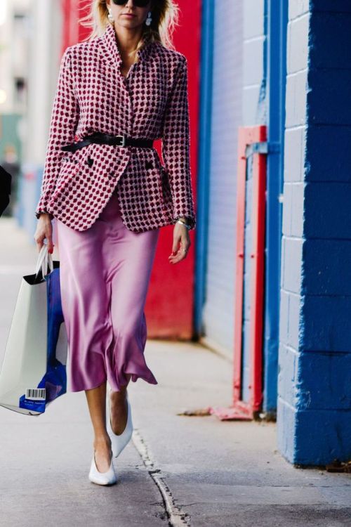 Fresh Spring Outfits To Wear To WorkEndless inspiration for the...