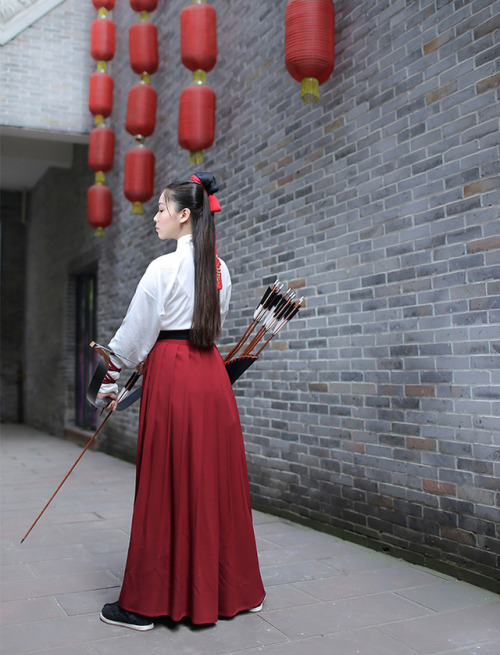violent-vixen - changan-moon - Traditional Chinese hanfu for...