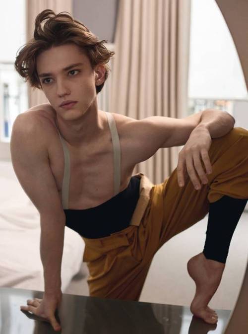 bishounenirl - Julian Mackay - ballet dancer and model....