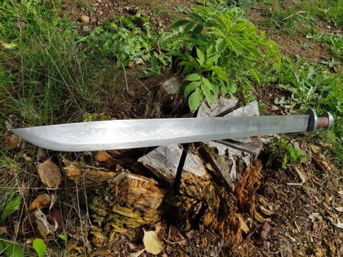 norseminuteman - Single-edged Viking sword by Thor’s Forge. 