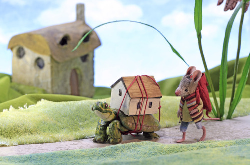 Mouseland is on the road!  The traveling diorama will be leaving...