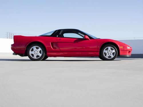 Respect the classics. The first-generation #NSX.
