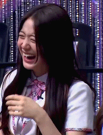 heoyoonijn - noe’s entrance making gyuri cry out of laughter