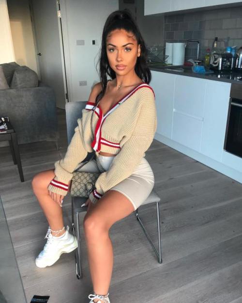 ecstasymodels - (via 25 Cute Fall Outfits You Need to Copy •...