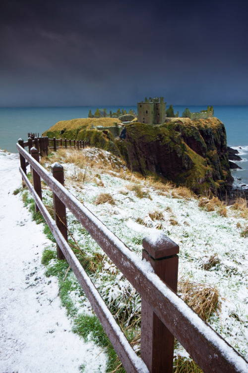 allthingseurope -  Dunnottar Castle, Scotland (by been snapping)
