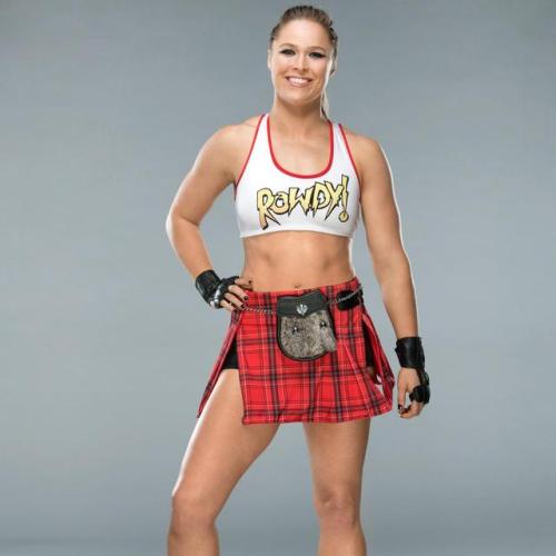 womenofwwesource - Ronda Rousey’s WrestleMania 34 ring gear