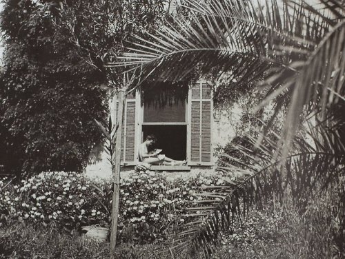 baywts3 - Jacques-Henri Lartigue, Cap d'Antibes, 1943