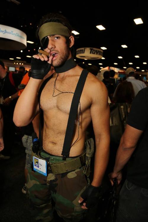 metalgearmoments - There you go girlsBig Boss cosplay from Comic...