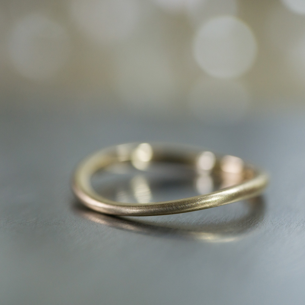 オーダーメイドの指輪　シャンパンゴールド　レディース　屋久島でつくる結婚指輪