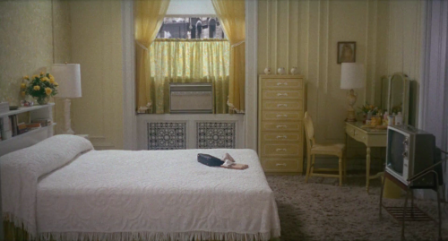 infinitamente-azul - Rosemary’s Baby (1968) dir. Roman Polanski