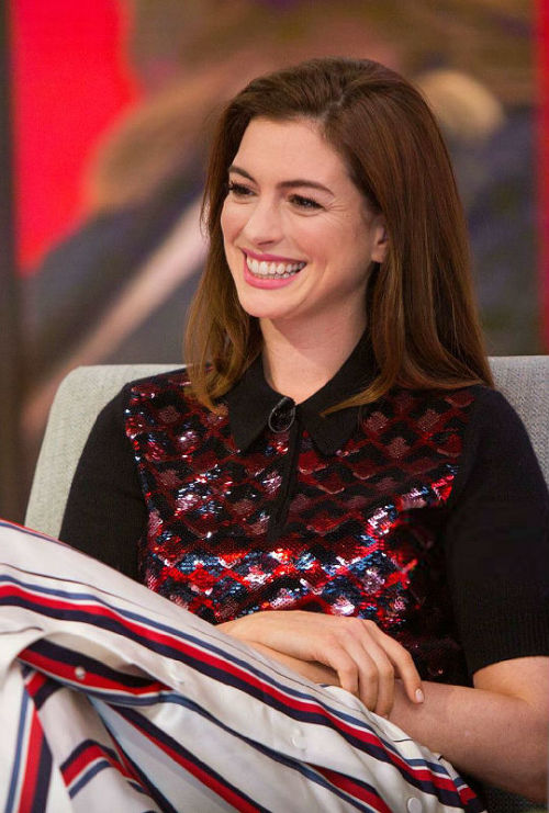 annehathaway - Anne Hathaway appearing on The Today Show (May 31,...
