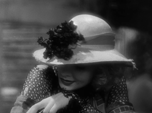 sesiondemadrugada - Blonde Venus (Josef von Sternberg, 1932).