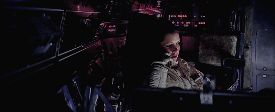 tristanthorne - Random Star Wars gifs. Leia sitting in the...