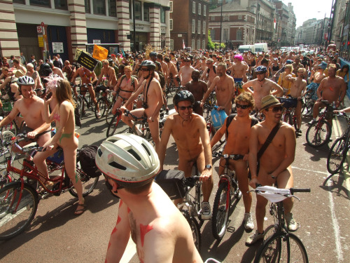 corpas1 - Cycling fully naked in public – the WNBR...