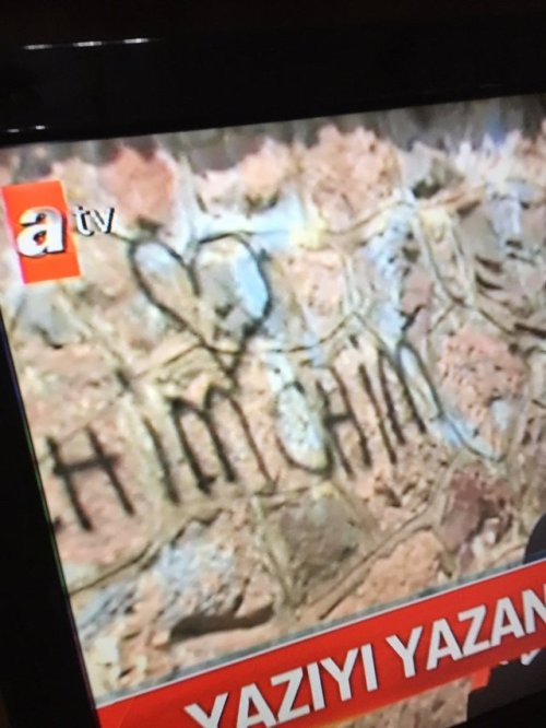 bts-and-army-fanblog - a Turkish ARMY spray painted these to a...