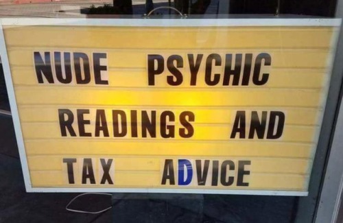randomencounters - Encounter - nude psychic that also offers tax...