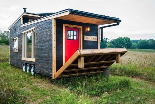 prefabnsmallhomes - The “Greenmoxie” tiny house, designed by...