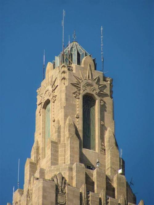frenchcurious - Kansas City Power & Light Building, Kansas...